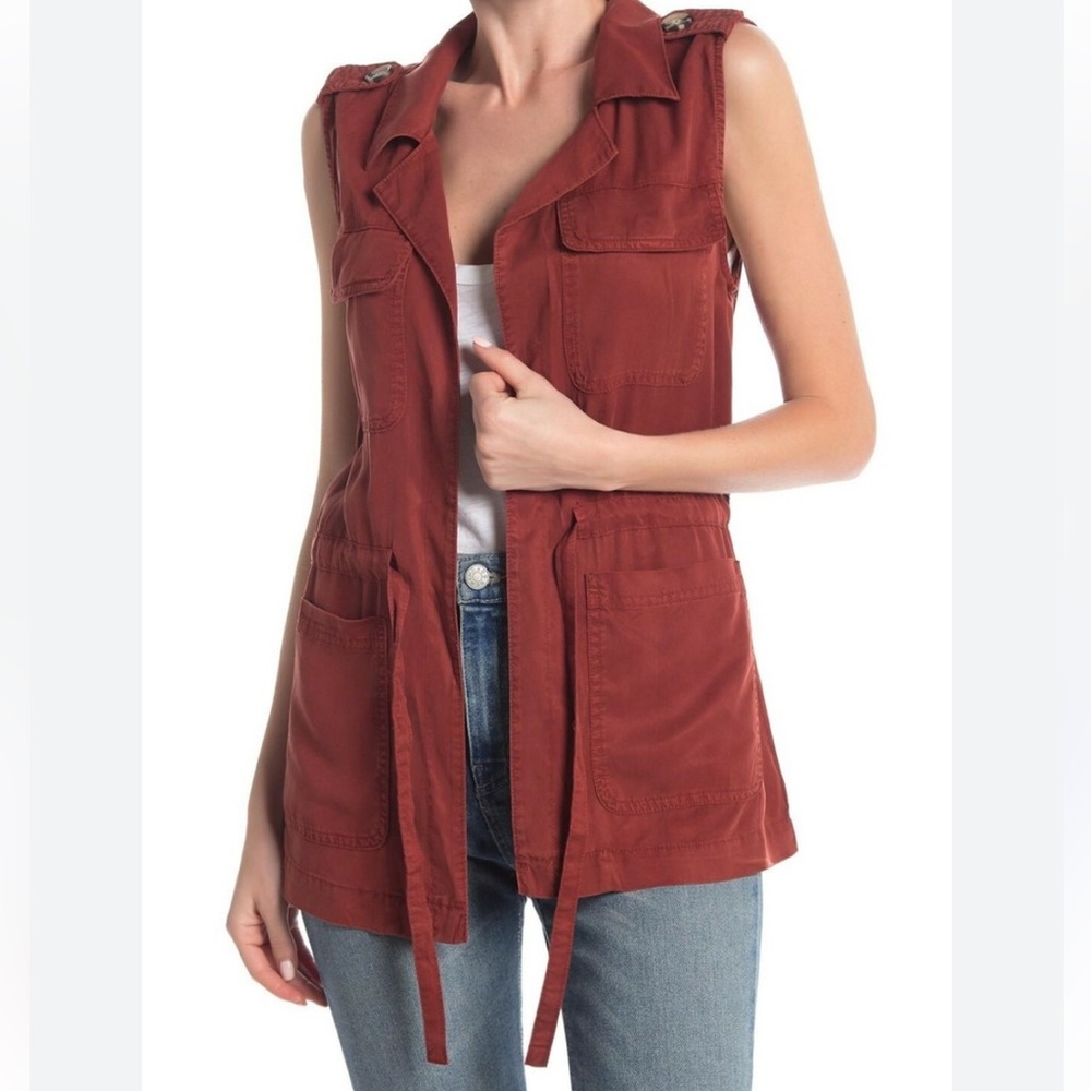 🟠NWT BY TOGETHER Open Front Tie Waist Cargo Vest in Brick SMALL